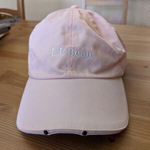 Vintage LED light L.L. Bean Pathfinder Light Pink Cap